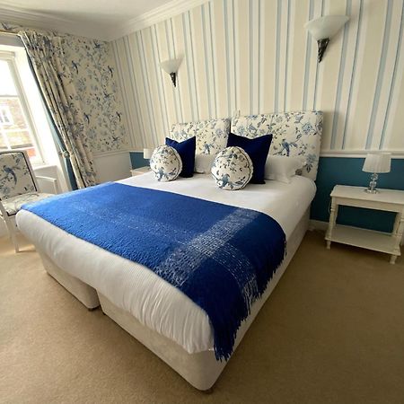 The Casterbridge Bed & Breakfast Dorchester Bagian luar foto